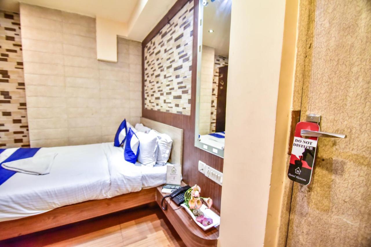 Hotel Heaven Calcutta Buitenkant foto